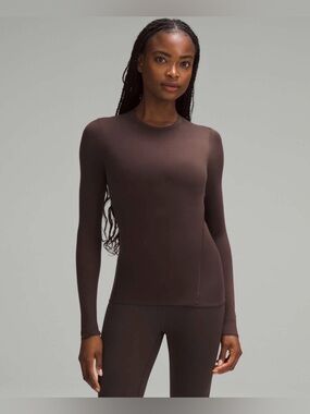Lululemon Wundermost Ultra-Soft Nulu Crewneck Long-Sleeve in Espresso, Size 6